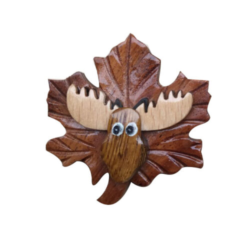 Reindeer Head On A Maple Leaves Intarsia Magnet - IntarsiaCrafts