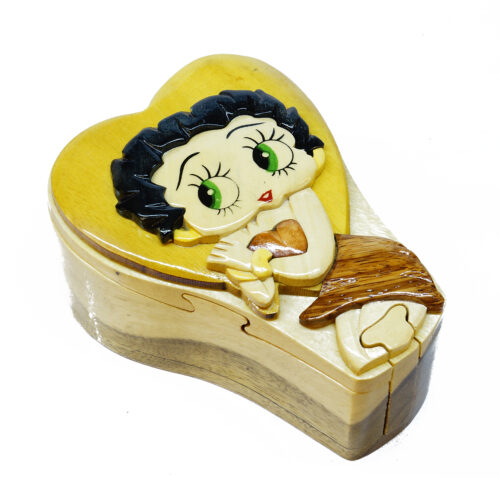 heart of betty boop intarsia puzzle box